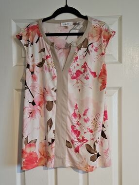 Calvin Klein Pink & Beige Floral V-Neck Blouse
